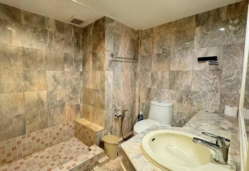 Saranjai Mansion, Bangkok, Soi Sukhumvit 6, Khlong Toei, Bangkok, 1 Bedroom, 56 sqm, Condo For Sale, by Napat Thamakulangkul, 500543624 - DDproperty.com