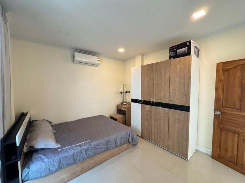 Villa Asiatic, Chon Buri (Pattaya), 122 Moo 7, Nong Pla Lai, Bang Lamung (Pattaya), Chon Buri (Pattaya), 4 Bedrooms, 200 sqm, Villa For Sale, by Siwanon Gosachan, 500543728 - DDproperty.com