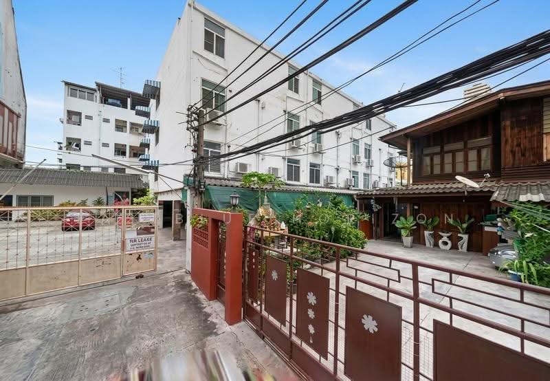 House Area Bangruk, Bangkok, Si Phraya, Bang Rak, Bangkok, 5 Bedrooms, 1 sqm, Single Detached House For Sale, by Eastblue Horizon, 500543907 - DDproperty.com