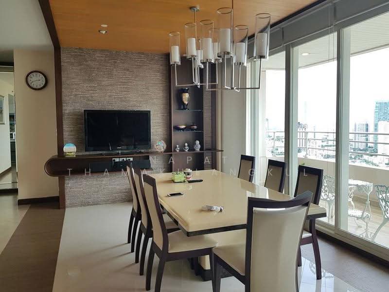 Watermark Chaophraya, Bangkok, Soi Charoennakorn 39-41, Charoennakorn Road, Bang Lam Phu Lang, Khlong San, Bangkok, 2 Bedrooms, 146 sqm, Condo For Sale, by Napat Thamakulangkul, 500544061 - DDproperty.com