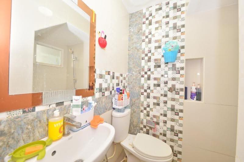 Golden Town Sukhumvit-Bearing BTS Station, สมุทรปราการ, สำโรง, พระประแดง, สมุทรปราการ, 150 ตร.ม., ทาวน์เฮ้าส์ ขาย, โดย The Best Property หญิง, 500544077 - DDproperty.com