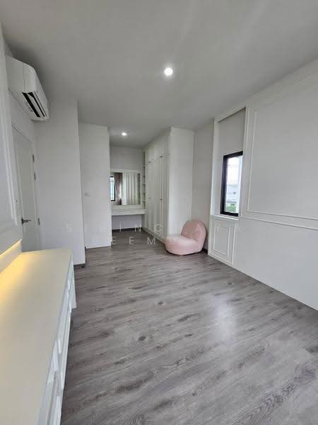 Grande Pleno Ratchapruek, Nonthaburi, Soi Om Kret, Ratchaphruek Road, Om Kret, Pak Kret, Nonthaburi, 4 Bedrooms, 150 sqm, Semi-Detached House (Twin House) For Rent, by Sirinchaya Seemuan, 500544122 - DDproperty.com