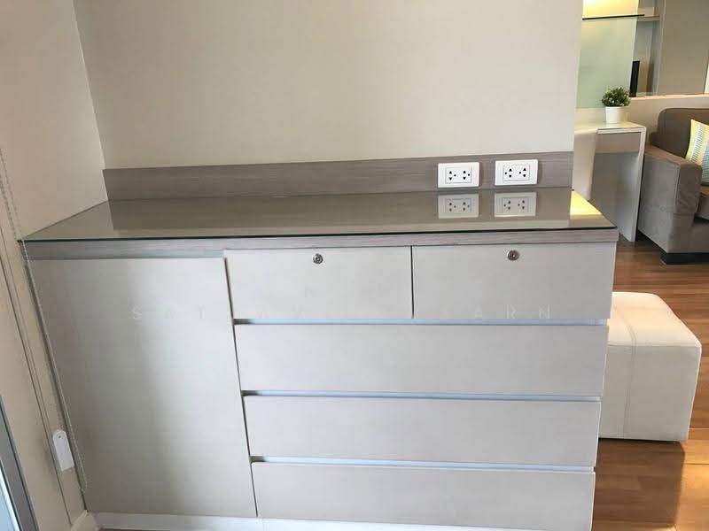 Lumpini Place Ratchayothin, Bangkok, 1484 Phahonyothin Road, Chan Kasem, Chatuchak, Bangkok, 1 Bedroom, 28 sqm, Condo For Sale, by Nop Satjavitvisarn, 500544209 - DDproperty.com