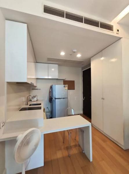 Equinox Phahol Vibha, Bangkok, 345 Paholyothin Road, Jom Phon, Chatuchak, Bangkok, 1 Bedroom, 40 sqm, Condo For Sale, by Nop Satjavitvisarn, 500544228 - DDproperty.com