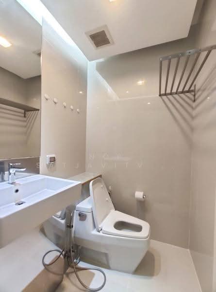 Equinox Phahol Vibha, Bangkok, 345 Paholyothin Road, Jom Phon, Chatuchak, Bangkok, 1 Bedroom, 40 sqm, Condo For Sale, by Nop Satjavitvisarn, 500544228 - DDproperty.com