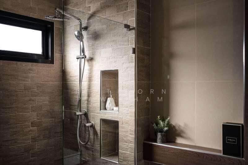 3-BR House, Chon Buri (Pattaya), Surasak, Si Racha, Chon Buri (Pattaya), 3 Bedrooms, 230 sqm, Single Detached House For Sale, by Thitiporn Pawikham, 500544237 - DDproperty.com