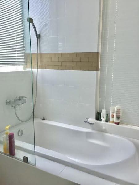 IDEO Verve Sukhumvit, Bangkok, 2077 Sukhumvit Road, Phra Kanong Nua, Watthana, Bangkok, 2 Bedrooms, 64 sqm, Condo For Sale, by AREA66 Real Estate Co.,Ltd, 500544273 - DDproperty.com