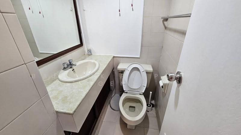 Ruamjai Heights, Bangkok, Sukhumvit, Khlongtoei Nua, Watthana, Bangkok, 3 Bedrooms, 231 sqm, Condo For Rent, by BANGKOK PROPERTY AGENTS, 500544334 - DDproperty.com