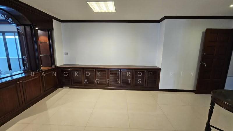 Ruamjai Heights, Bangkok, Sukhumvit, Khlongtoei Nua, Watthana, Bangkok, 3 Bedrooms, 231 sqm, Condo For Rent, by BANGKOK PROPERTY AGENTS, 500544334 - DDproperty.com