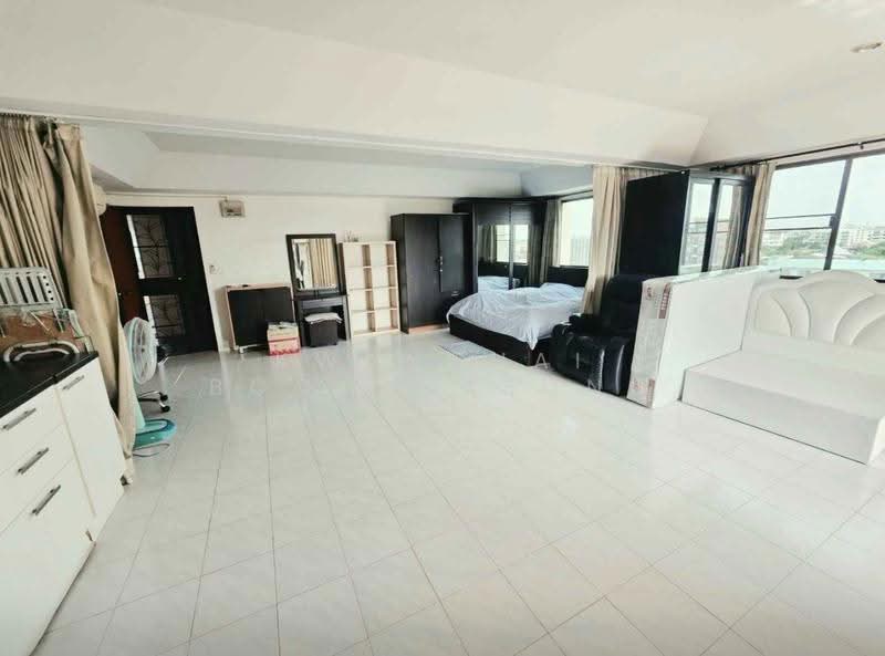 Raymond Tower, Bangkok, 160 Soi Mahat Thai 2, Khlong Chan, Bang Kapi, Bangkok, Studio, 58 sqm, Condo For Sale, by Kwanchai Boonprasong, 500544356 - DDproperty.com