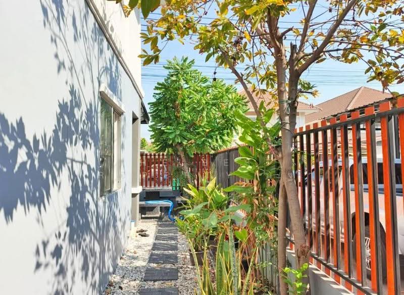 Pruksa 28/1, Samut Prakan, Praksa Road, Phreak Sa Mai, Muang Samut Prakarn, Samut Prakan, 3 Bedrooms, 100 sqm, Townhouse For Sale, by The Best Property นฐา , 500544384 - DDproperty.com