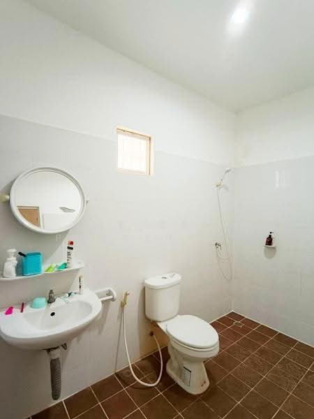 Pruksa 28/1, Samut Prakan, Praksa Road, Phreak Sa Mai, Muang Samut Prakarn, Samut Prakan, 3 Bedrooms, 100 sqm, Townhouse For Sale, by The Best Property นฐา , 500544384 - DDproperty.com