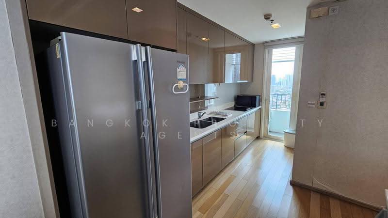 Siri At Sukhumvit, Bangkok, 902 Sukhumvit Road, Phra Kanong, Khlong Toei, Bangkok, 2 Bedrooms, 70 sqm, Condo For Rent, by BANGKOK PROPERTY AGENTS, 500544386 - DDproperty.com