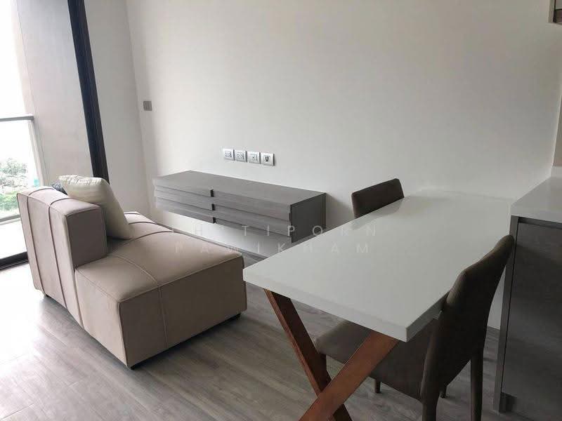 AERAS Beachfront Condominium Jomtien : แอราส คอนโด, ชลบุรี, หมู่ 12 ซอยจอมเทียน 17 ถนนหาดจอมเทียน, หนองปรือ, บางละมุง, ชลบุรี, 35 ตร.ม., Condo ขาย, โดย Thitiporn Pawikham, 500544398 - DDproperty.com