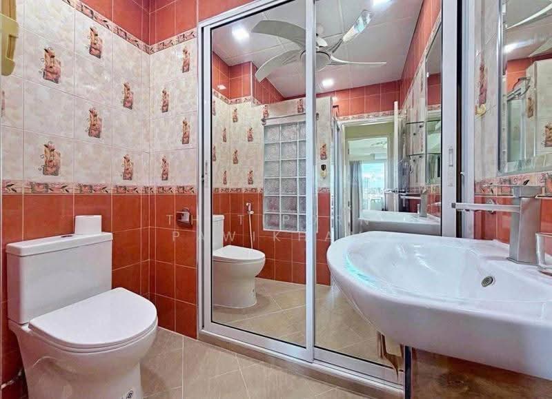 View Talay 5, Chon Buri (Pattaya), Nong Pru, Bang Lamung (Pattaya), Chon Buri (Pattaya), 2 Bedrooms, 148 sqm, Condo For Sale, by Thitiporn Pawikham, 500544409 - DDproperty.com