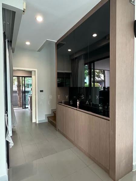 Baan Lumpini Suanluang Rama 9 Phase 2 : บ้านลุมพินี สวนหลวง ร.9 เฟส 2, กรุงเทพ, ถนน เฉลิมพระเกียรติ ร. 9, ประเวศ, กรุงเทพ, 310 ตร.ม., บ้านเดี่ยว ให้เช่า, โดย Forty-Six Real Estate Group, 500544410 - DDproperty.com