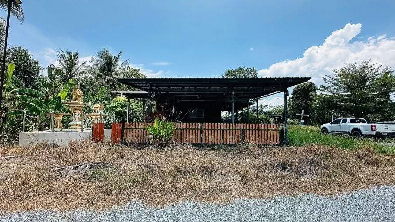 บ้านเดี่ยว ที่ดิน 1 ไร่ 3 งาน คลองชะโด สามชุก สุพรรณบุรี วิวสวย ราคาถูกมาก, สุพรรณบุรี, ริมคลองชลประทานบ้านควาย (สุพรรณบุรี-ชัยนาท), ย่านยาว, สามชุก, สุพรรณบุรี, 190 ตร.ม., บ้านเดี่ยว ขาย, โดย คุณ ธนพวรรณ (ณวรรณ), 500544454 - DDproperty.com