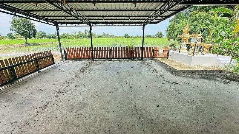 บ้านเดี่ยว ที่ดิน 1 ไร่ 3 งาน คลองชะโด สามชุก สุพรรณบุรี วิวสวย ราคาถูกมาก, Suphan Buri, ริมคลองชลประทานบ้านควาย (สุพรรณบุรี-ชัยนาท), Yan Yao, Sam Chuk, Suphan Buri, 2 Bedrooms, 190 sqm, Single Detached House For Sale, by คุณ ธนพวรรณ (ณวรรณ), 500544454 - DDproperty.com