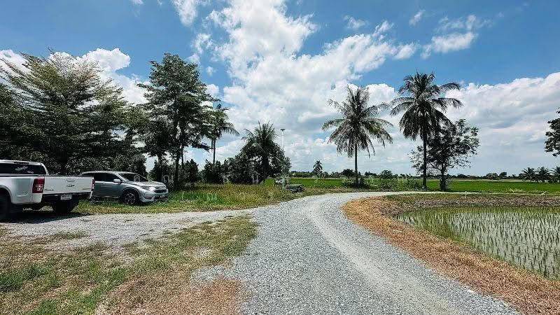 บ้านเดี่ยว ที่ดิน 1 ไร่ 3 งาน คลองชะโด สามชุก สุพรรณบุรี วิวสวย ราคาถูกมาก, Suphan Buri, ริมคลองชลประทานบ้านควาย (สุพรรณบุรี-ชัยนาท), Yan Yao, Sam Chuk, Suphan Buri, 2 Bedrooms, 190 sqm, Single Detached House For Sale, by คุณ ธนพวรรณ (ณวรรณ), 500544454 - DDproperty.com