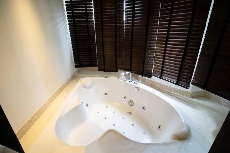 Kallista Mansion, Bangkok, 64 Soi Sukhumvit 11, Khlongtoei Nua, Watthana, Bangkok, 2 Bedrooms, 315 sqm, Condo For Sale, by Pimonnat Sujindawong, 500544492 - DDproperty.com
