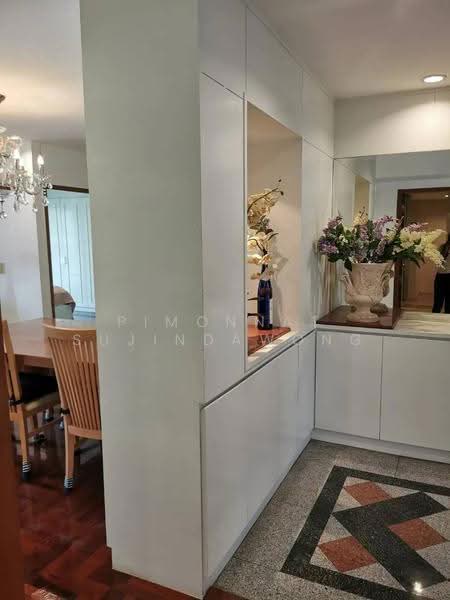 Royal Castle Sukhumvit, Bangkok, 30 Soi Sukhumvit 39, Khlongtoei Nua, Watthana, Bangkok, 2 Bedrooms, 140 sqm, Condo For Sale, by Pimonnat Sujindawong, 500544509 - DDproperty.com