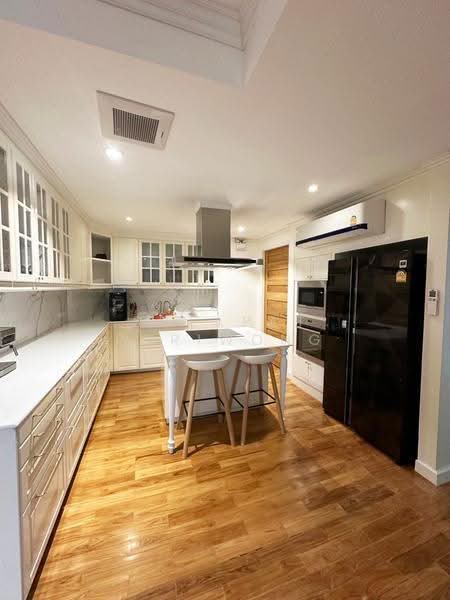 Watermark Chaophraya, Bangkok, Soi Charoennakorn 39-41, Charoennakorn Road, Bang Lam Phu Lang, Khlong San, Bangkok, 4 Bedrooms, 284 sqm, Condo For Sale, by Sutapat Pariwong, 500544564 - DDproperty.com