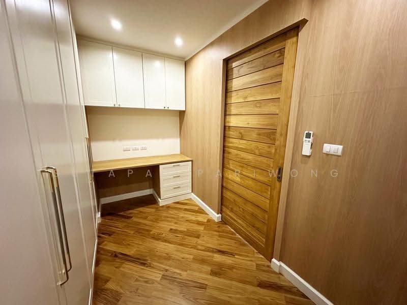 Watermark Chaophraya, Bangkok, Soi Charoennakorn 39-41, Charoennakorn Road, Bang Lam Phu Lang, Khlong San, Bangkok, 4 Bedrooms, 284 sqm, Condo For Sale, by Sutapat Pariwong, 500544564 - DDproperty.com
