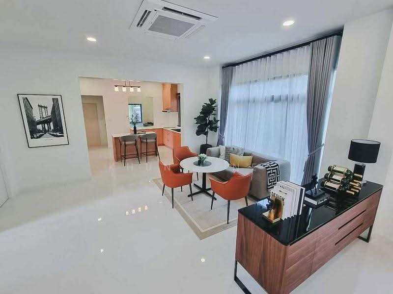 Perfect Masterpiece Sukhumvit 77, Samut Prakan, Soi Mu Ban Perfect Place Sukhumvit 77, Rachathewa, Bang Plee, Samut Prakan, 5 Bedrooms, 585 sqm, Single Detached House For Rent, by Khun Jane, 500544569 - DDproperty.com