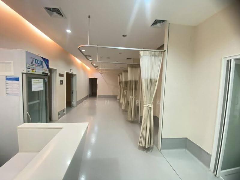 ให้เช่าโชว์รูม/อาคารสำนักงาน ทำเลพญาไทย ติดถนนศรีอยุธยา (SPSAD4161), กรุงเทพ, ทุ่งพญาไท, ราชเทวี, กรุงเทพ, 1,050 ตร.ม., ตึกแถว-อาคารพาณิชย์ ให้เช่า, โดย Agent Pla, 500544591 - DDproperty.com
