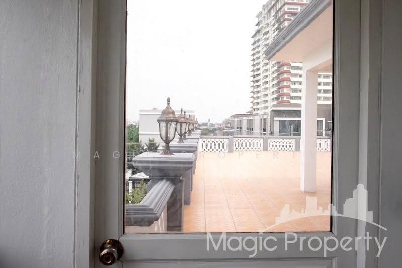 Commercial Building in Town in Town For Sale, Bangkok, Phlapphla, Wang Thonglang, Bangkok, , 1,100 sqm, Shophouse For Sale, by Magic Property, 500544596 - DDproperty.com
