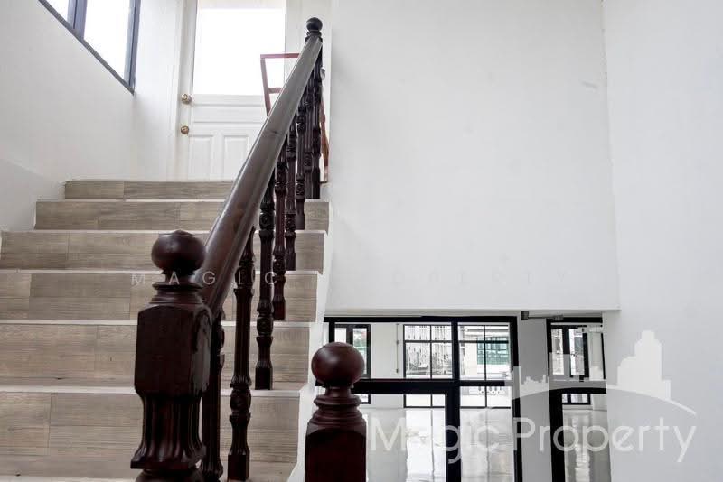 Commercial Building in Town in Town For Sale, Bangkok, Phlapphla, Wang Thonglang, Bangkok, , 1,100 sqm, Shophouse For Sale, by Magic Property, 500544596 - DDproperty.com