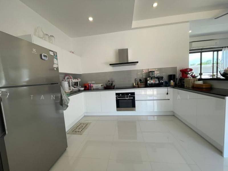 3-BR Villa, Chon Buri (Pattaya), Nong Pru, Bang Lamung (Pattaya), Chon Buri (Pattaya), 3 Bedrooms, 250 sqm, Villa For Sale, by Tanawan Surichai, 500544750 - DDproperty.com
