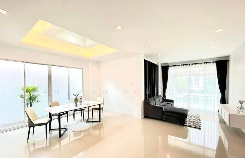 3-BR Villa, Chon Buri (Pattaya), Nong Pru, Bang Lamung (Pattaya), Chon Buri (Pattaya), 3 Bedrooms, 170 sqm, Villa For Sale, by Tanawan Surichai, 500544799 - DDproperty.com