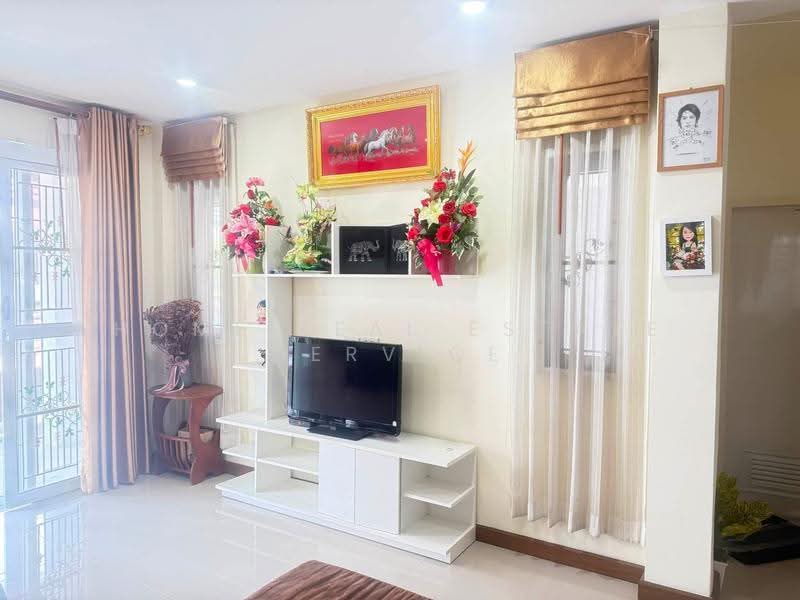 Ratirat Ladpraduk - KlongTaChom, Nonthaburi, Sai Noi, Nonthaburi, 3 Bedrooms, 160 sqm, Single Detached House For Sale, by HOME Real Estate Service, 500544939 - DDproperty.com