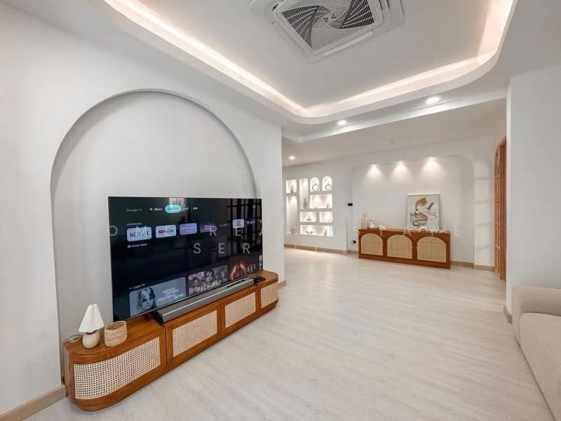 The Villa Rattanathibet : เดอะ วิลล่า รัตนาธิเบศร์, นนทบุรี, ถนน รัตนาธิเบศร์, ท่าอิฐ, ปากเกร็ด, นนทบุรี, 250 ตร.ม., บ้านเดี่ยว ขาย, โดย HOME Real Estate Service, 500544963 - DDproperty.com