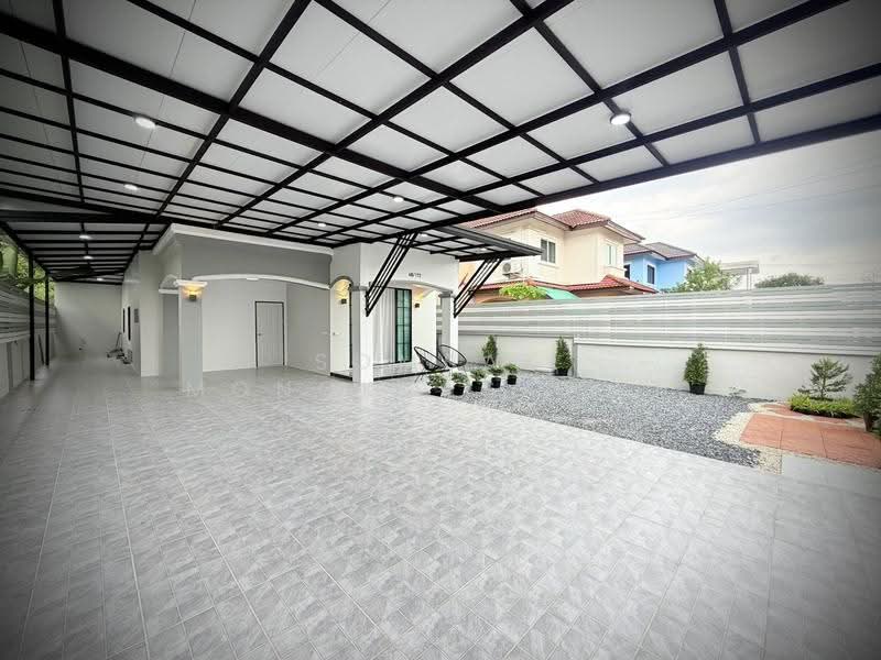 หมู่บ้านเคซีการ์เด้นโฮม9, Bangkok, Sam Wa Tawan Ok, Khlong Sam Wa, Bangkok, 5 Bedrooms, 200 sqm, Single Detached House For Sale, by Somsak Mongkolsawat, 500544965 - DDproperty.com