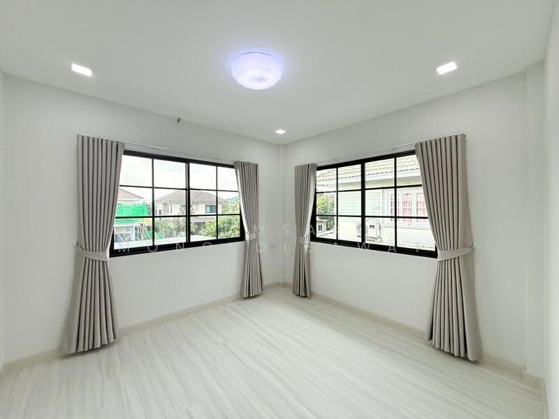 หมู่บ้านเคซีการ์เด้นโฮม9, Bangkok, Sam Wa Tawan Ok, Khlong Sam Wa, Bangkok, 5 Bedrooms, 200 sqm, Single Detached House For Sale, by Somsak Mongkolsawat, 500544965 - DDproperty.com