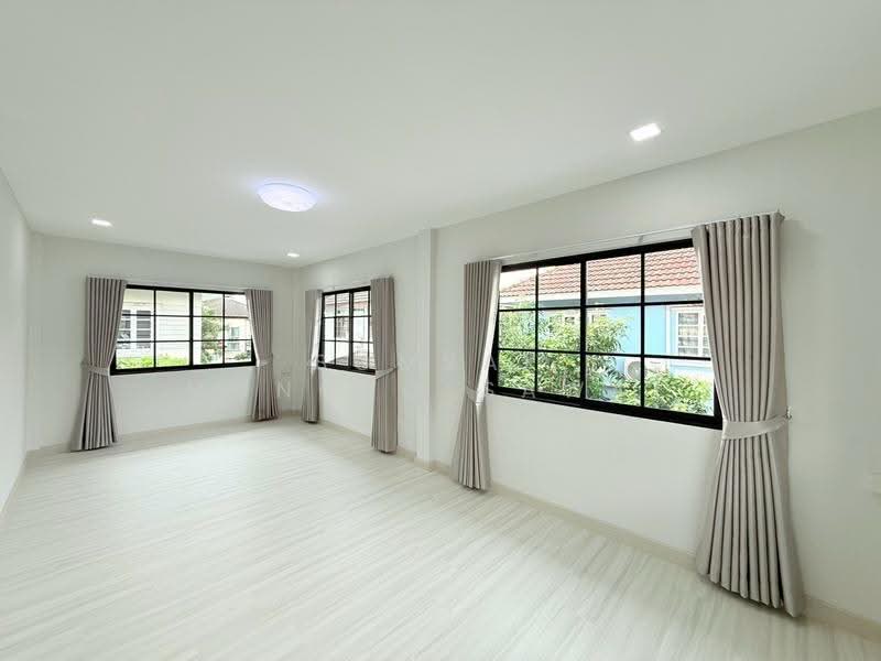 หมู่บ้านเคซีการ์เด้นโฮม9, กรุงเทพ, สามวาตะวันออก, คลองสามวา, กรุงเทพ, 200 ตร.ม., บ้านเดี่ยว ขาย, โดย Somsak Mongkolsawat, 500544965 - DDproperty.com