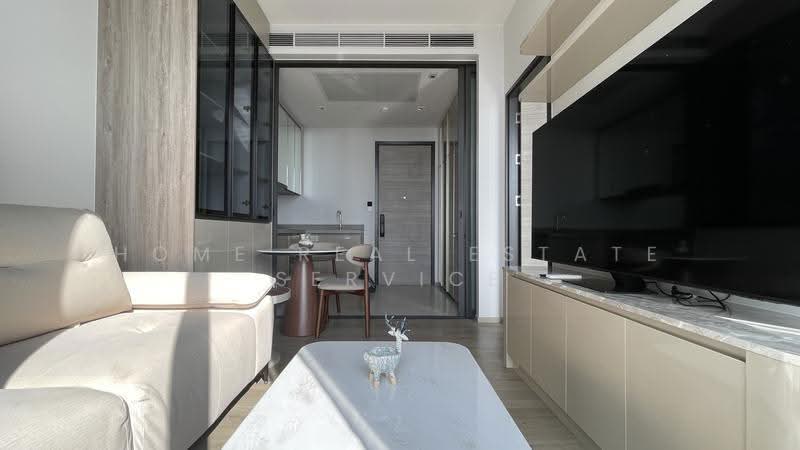 The Crest Park Residences, Bangkok, 1198 Phahonyothin Road, Jom Phon, Chatuchak, Bangkok, 1 Bedroom, 42 sqm, Condo For Rent, by HOME Real Estate Service, 500544973 - DDproperty.com