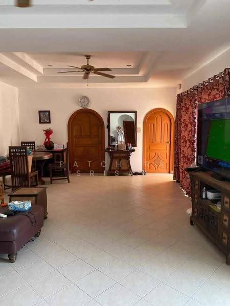 3-BR House, Chon Buri (Pattaya), Nong Pru, Bang Lamung (Pattaya), Chon Buri (Pattaya), 3 Bedrooms, 204 sqm, Single Detached House For Rent, by Patchara Srisak, 500545058 - DDproperty.com