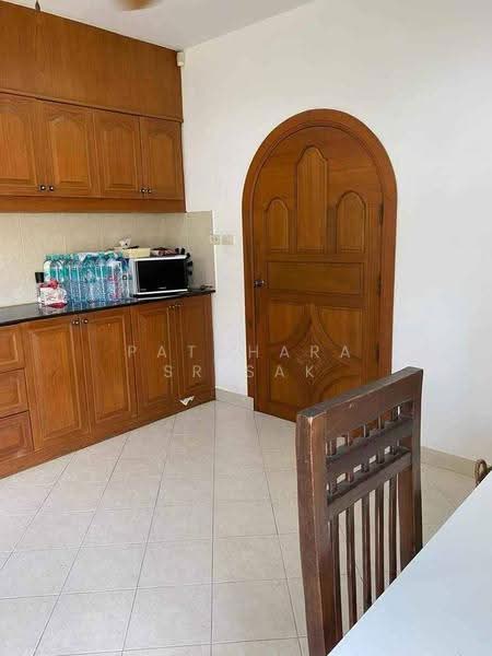 3-BR House, Chon Buri (Pattaya), Nong Pru, Bang Lamung (Pattaya), Chon Buri (Pattaya), 3 Bedrooms, 204 sqm, Single Detached House For Rent, by Patchara Srisak, 500545058 - DDproperty.com