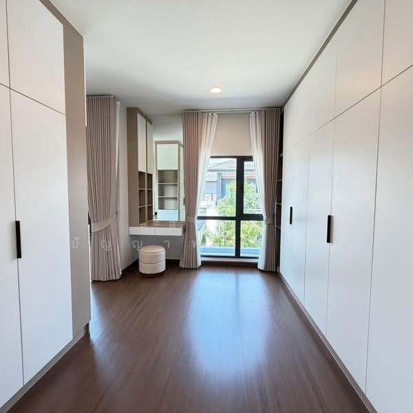 The City Bangna 3, Samut Prakan, Bang Kaeo, Bang Plee, Samut Prakan, 4 Bedrooms, 326 sqm, Single Detached House For Rent, by ศศิพัชร ปัญญาพานิชกุล, 500545084 - Master Room - DDproperty.com