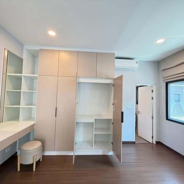 The City Bangna 3, Samut Prakan, Bang Kaeo, Bang Plee, Samut Prakan, 4 Bedrooms, 326 sqm, Single Detached House For Rent, by ศศิพัชร ปัญญาพานิชกุล, 500545084 - ชั้น2 ห้องนอน3 - DDproperty.com