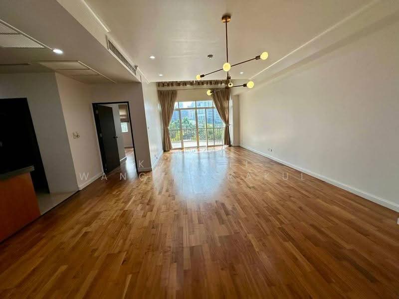 The Cadogan Private Residence, Bangkok, Soi Sukhumvit 39, Khlong Tan Nua, Watthana, Bangkok, 3 Bedrooms, 204 sqm, Condo For Sale, by Keerati Wangrujirakul, 500545253 - DDproperty.com
