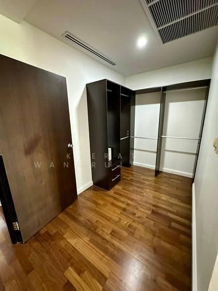 The Cadogan Private Residence, Bangkok, Soi Sukhumvit 39, Khlong Tan Nua, Watthana, Bangkok, 3 Bedrooms, 204 sqm, Condo For Sale, by Keerati Wangrujirakul, 500545253 - DDproperty.com