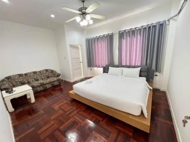 บ้านเดี่ยว 9 ห้องนอน ใกล้ BTS ทองหล่อ, กรุงเทพ, คลองเตย, กรุงเทพ, 400 ตร.ม., บ้านเดี่ยว ให้เช่า, โดย Thiti Boonchurn, 500545333 - DDproperty.com
