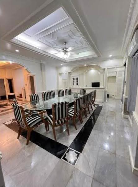 Detached House, 9 Bedroom, Near BTS Thong Lor, Bangkok, Khlong Toei, Bangkok, 9 Bedrooms, 400 sqm, Single Detached House For Rent, by Thiti Boonchurn, 500545333 - DDproperty.com