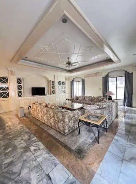 Detached House, 9 Bedroom, Near BTS Thong Lor, Bangkok, Khlong Toei, Bangkok, 9 Bedrooms, 400 sqm, Single Detached House For Rent, by Thiti Boonchurn, 500545333 - DDproperty.com