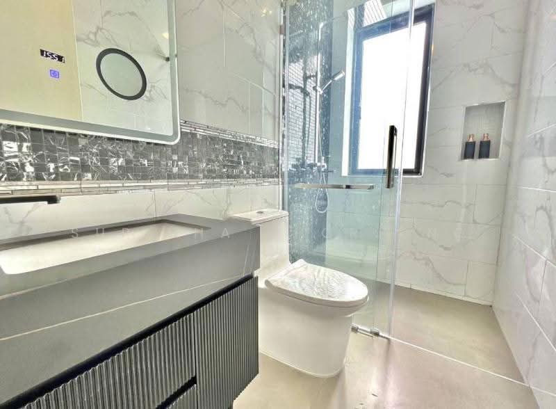 Palm Lakeside Villas, Chon Buri (Pattaya), Poong, Bang Lamung (Pattaya), Chon Buri (Pattaya), 4 Bedrooms, 486 sqm, Villa For Sale, by Supicha Chorjong, 500545442 - DDproperty.com