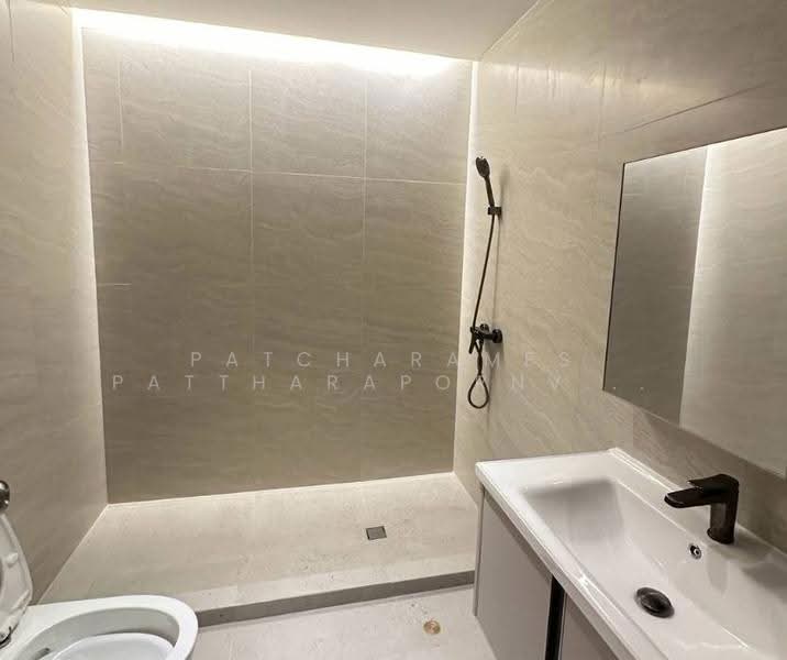 Baan Suanpetch, Bangkok, 18 Soi Sukhumvit 39, Khlong Tan Nua, Watthana, Bangkok, 2 Bedrooms, 129 sqm, Condo For Rent, by Patcharames Pattharapornviboon, 500545505 - DDproperty.com